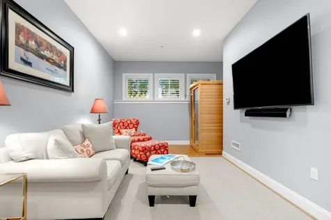 24 Porter Street Portsmouth NH 03801