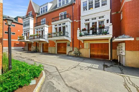 24 Porter Street Portsmouth NH 03801