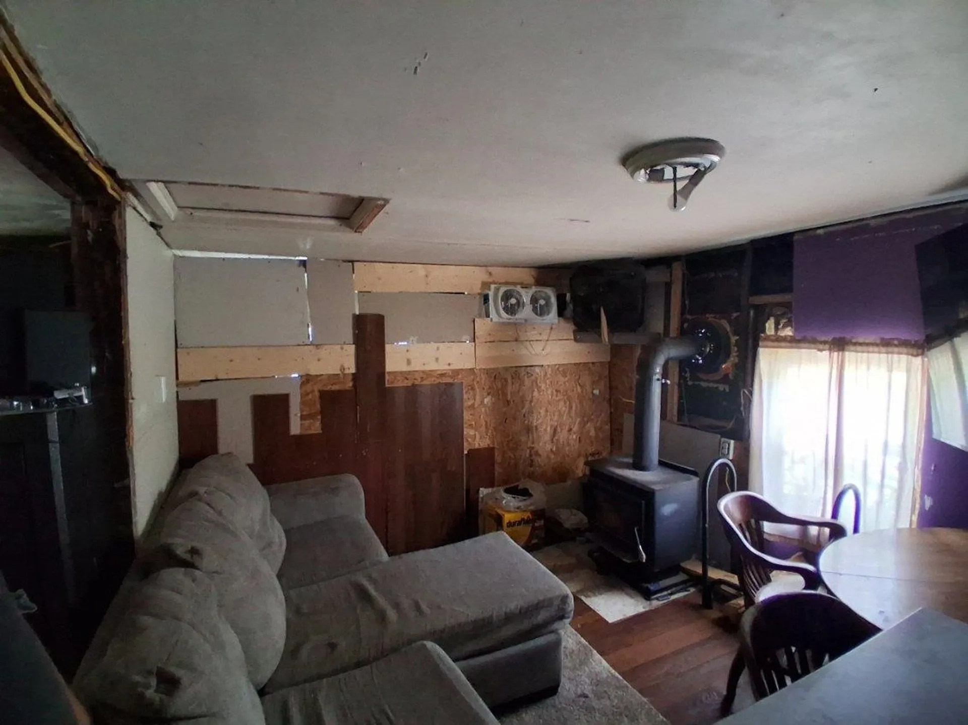 17 Pawtucket Avenue Claremont NH 03743