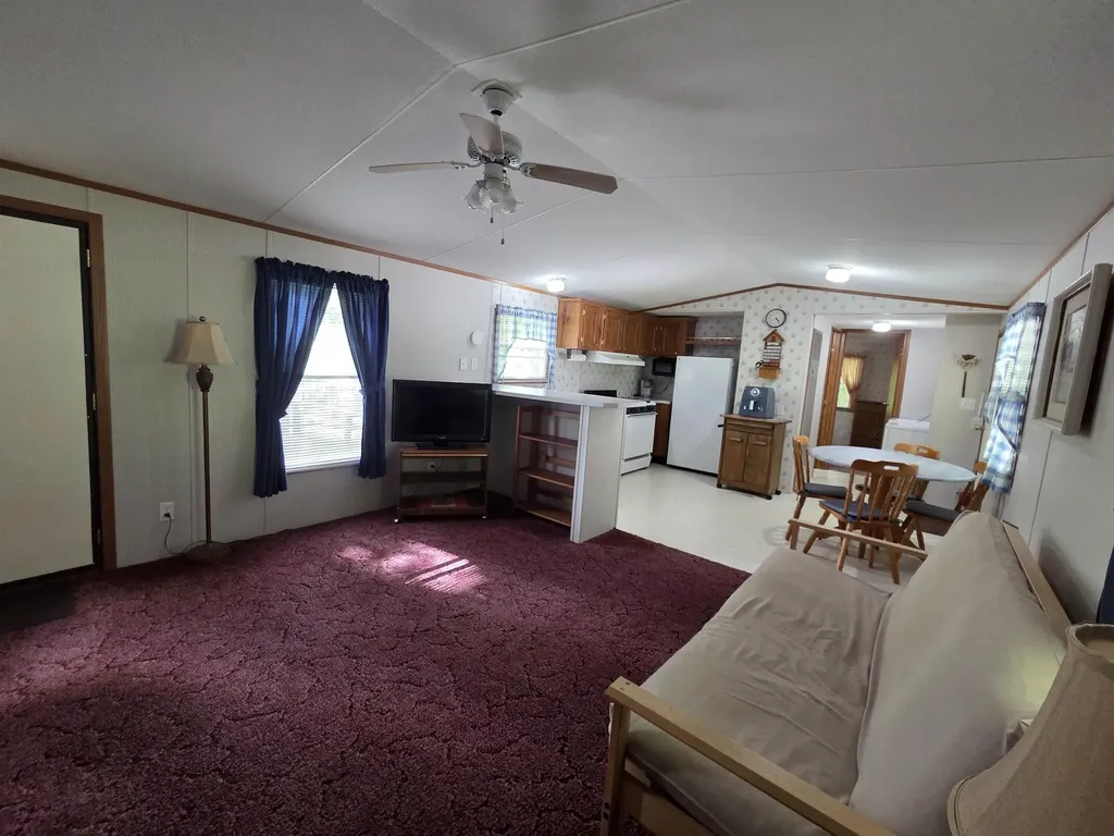 235 Eastside Road Woodstock NH 03262