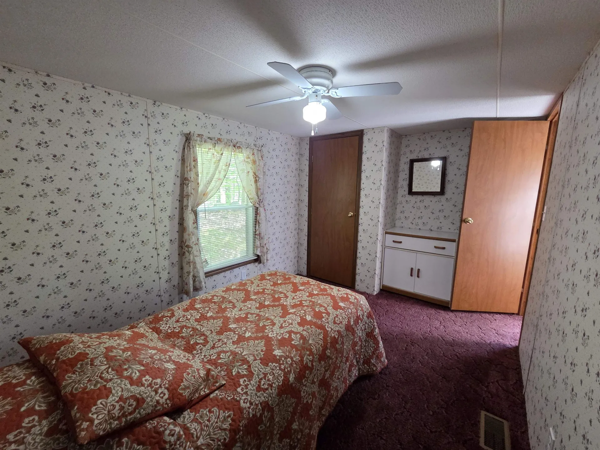 235 Eastside Road Woodstock NH 03262