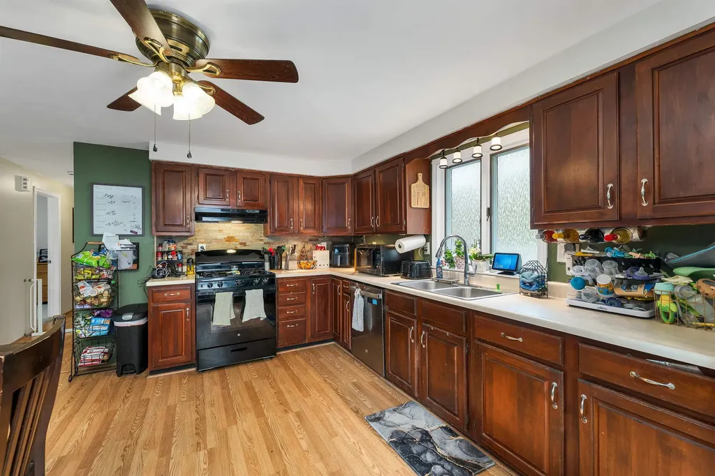 42 Cameron Drive Pittsfield NH 03263-3207