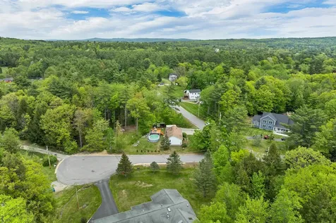 42 Cameron Drive Pittsfield NH 03263-3207