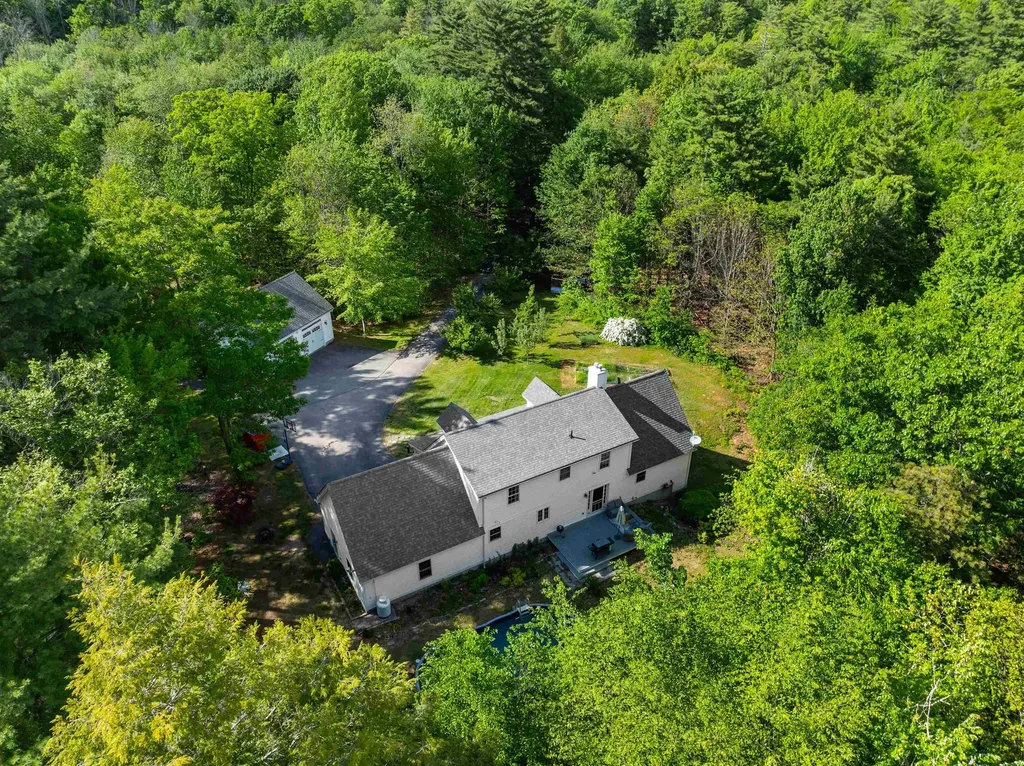 137 Hearthside Drive Barrington NH 03825
