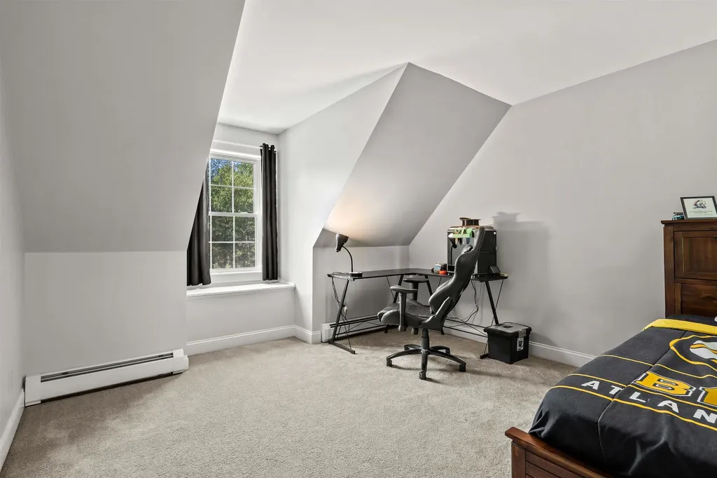137 Hearthside Drive Barrington NH 03825