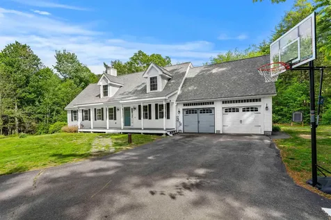 137 Hearthside Drive Barrington NH 03825