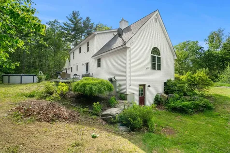 137 Hearthside Drive Barrington NH 03825