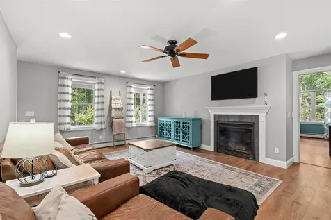 137 Hearthside Drive Barrington NH 03825