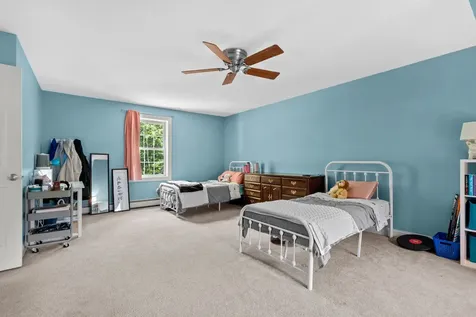 137 Hearthside Drive Barrington NH 03825