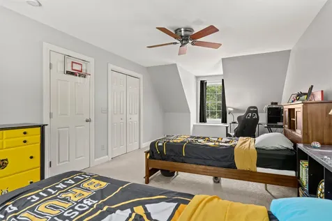 137 Hearthside Drive Barrington NH 03825
