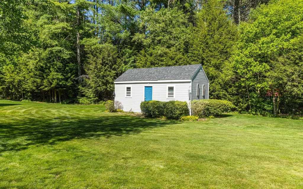 68 Katie Lane Swanzey NH 03446