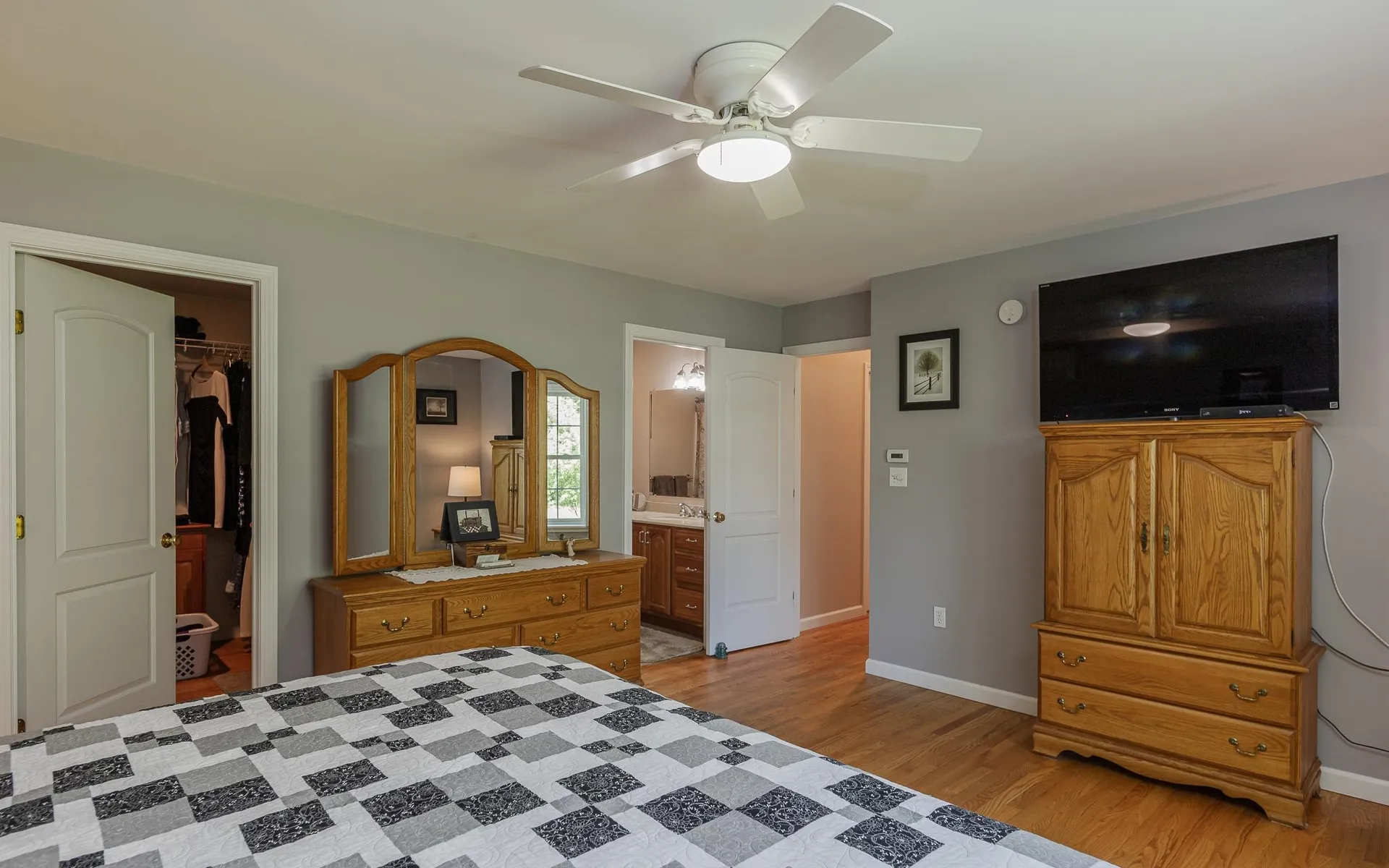 68 Katie Lane Swanzey NH 03446
