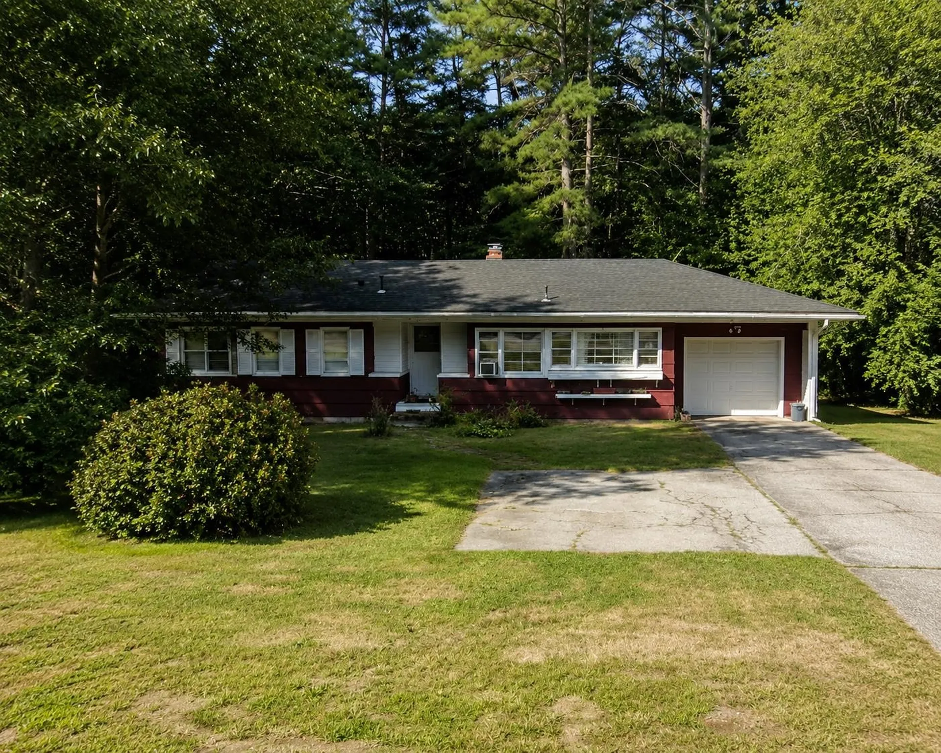Pembroke NH, 448 Pembroke Street