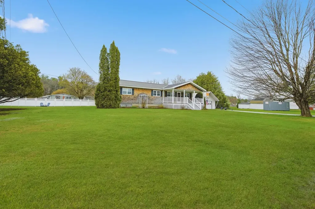 5 Starr King Park Street Lancaster NH 03584
