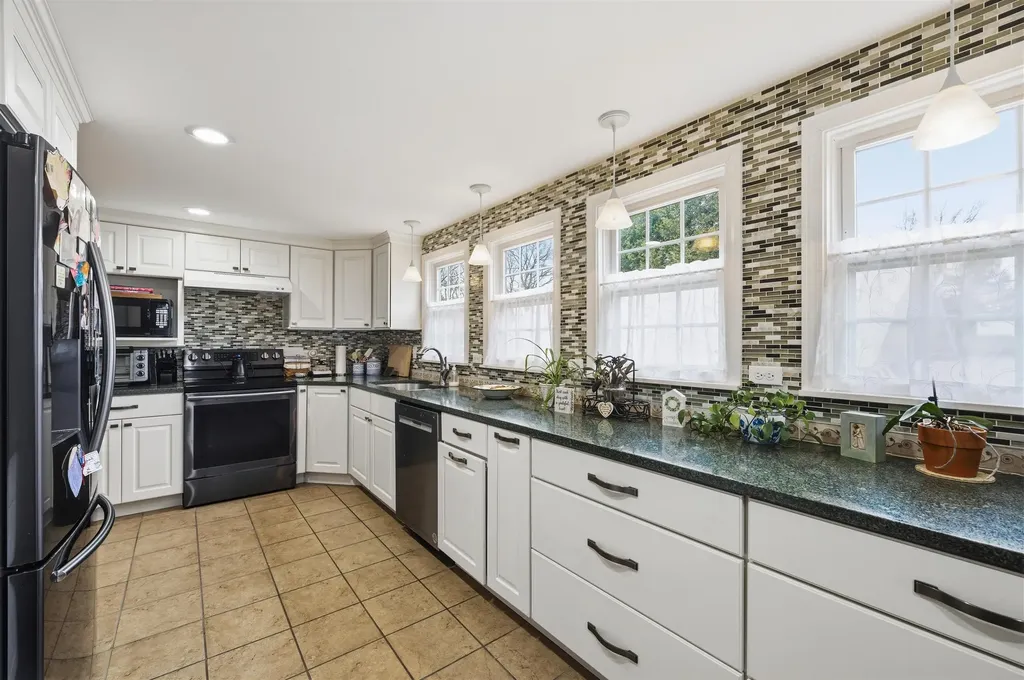 5 Starr King Park Street Lancaster NH 03584