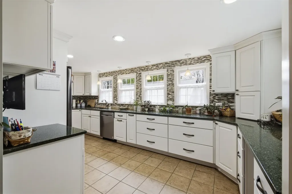 5 Starr King Park Street Lancaster NH 03584