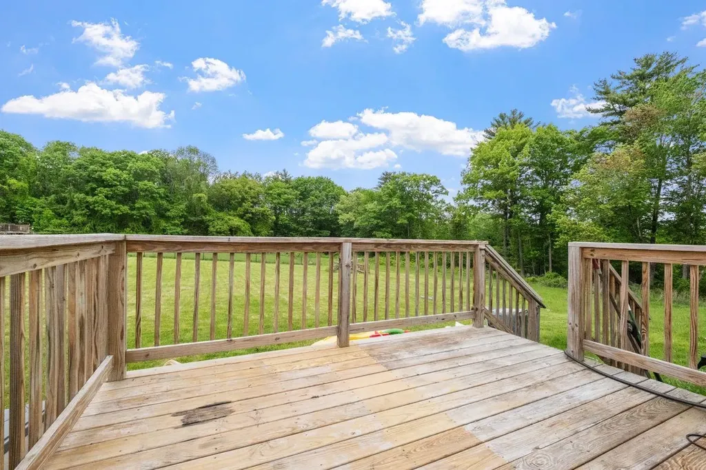 113 Richards Way Farmington NH 03835