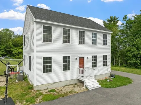 113 Richards Way Farmington NH 03835