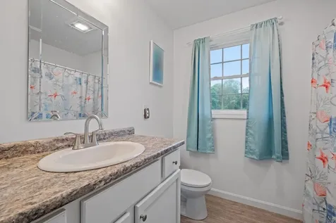 113 Richards Way Farmington NH 03835