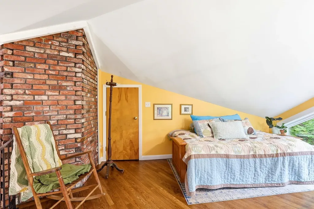 8 Orchard Drive Durham NH 03824