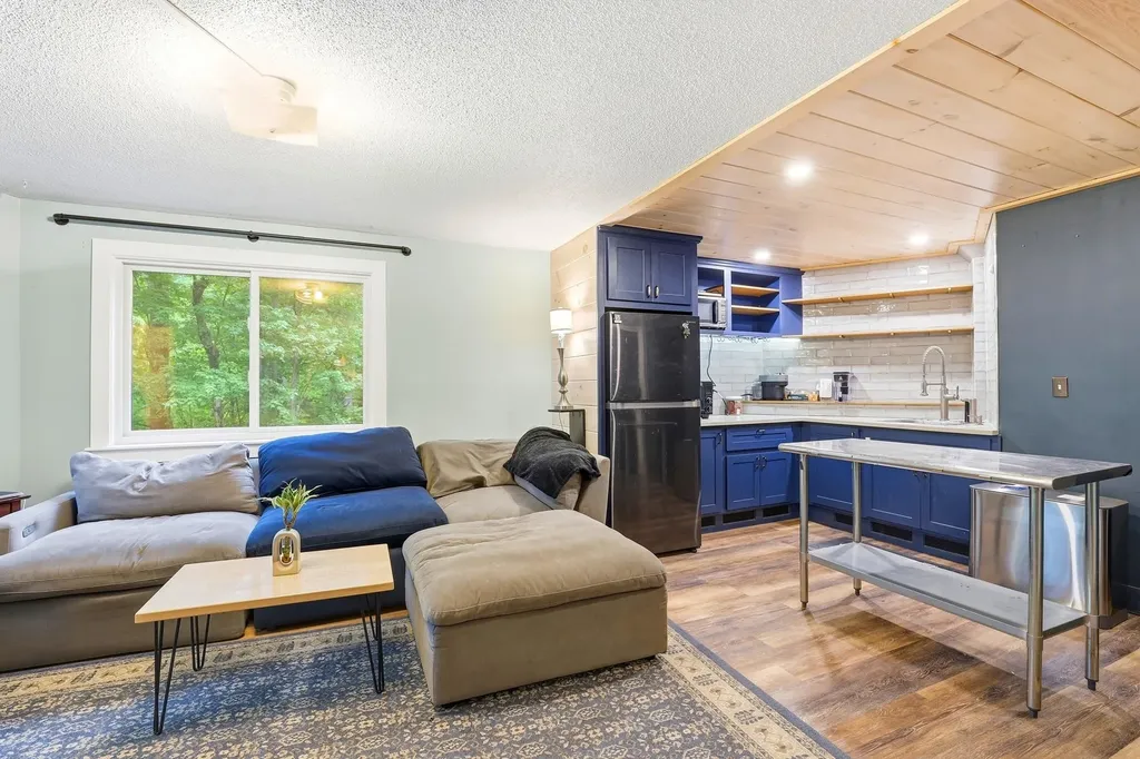 8 Orchard Drive Durham NH 03824