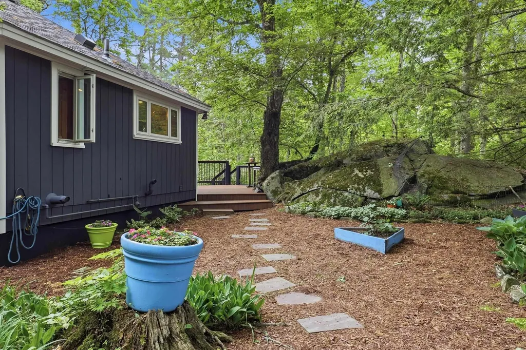 8 Orchard Drive Durham NH 03824