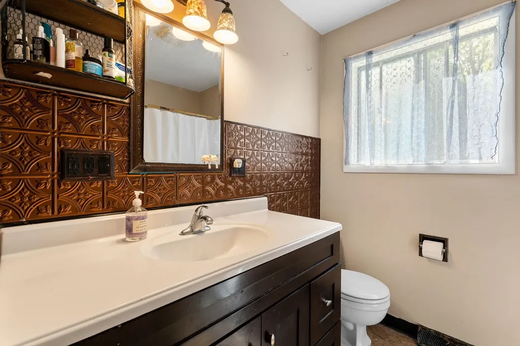 5 Tanglewood Drive South Burlington VT 05403