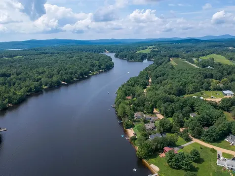6 Davis Drive Barnstead NH 03225