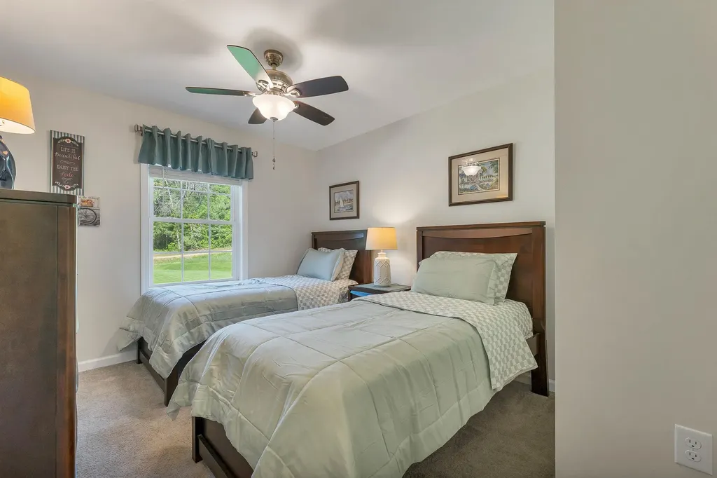 26 Brackett Lane Northfield NH 03276