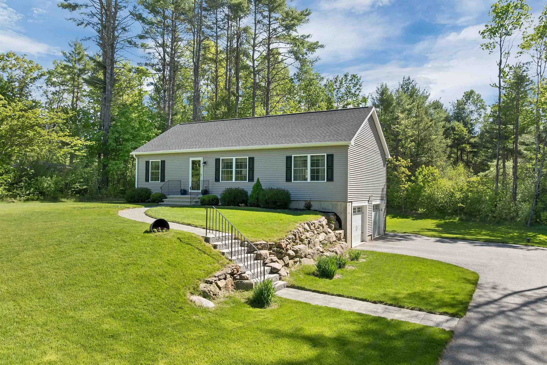 26 Brackett Lane Northfield NH 03276