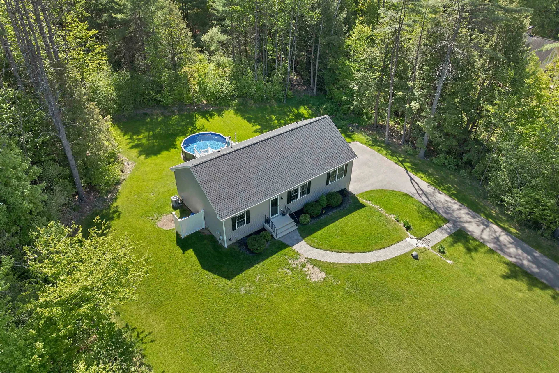 26 Brackett Lane Northfield NH 03276