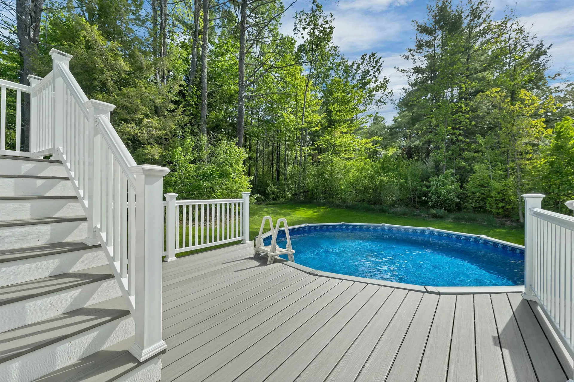26 Brackett Lane Northfield NH 03276
