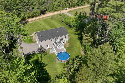 26 Brackett Lane Northfield NH 03276