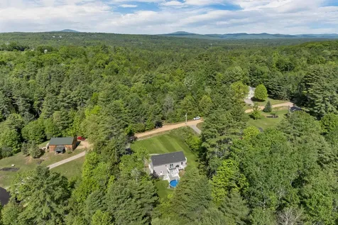 26 Brackett Lane Northfield NH 03276