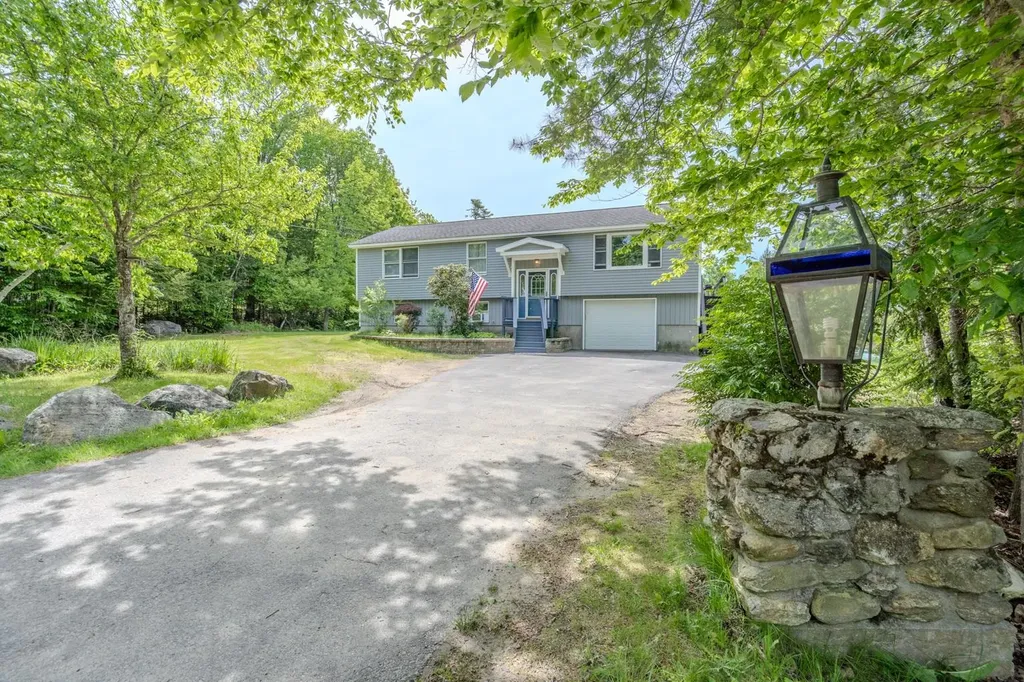 21 Nutter Circle Barnstead NH 03225