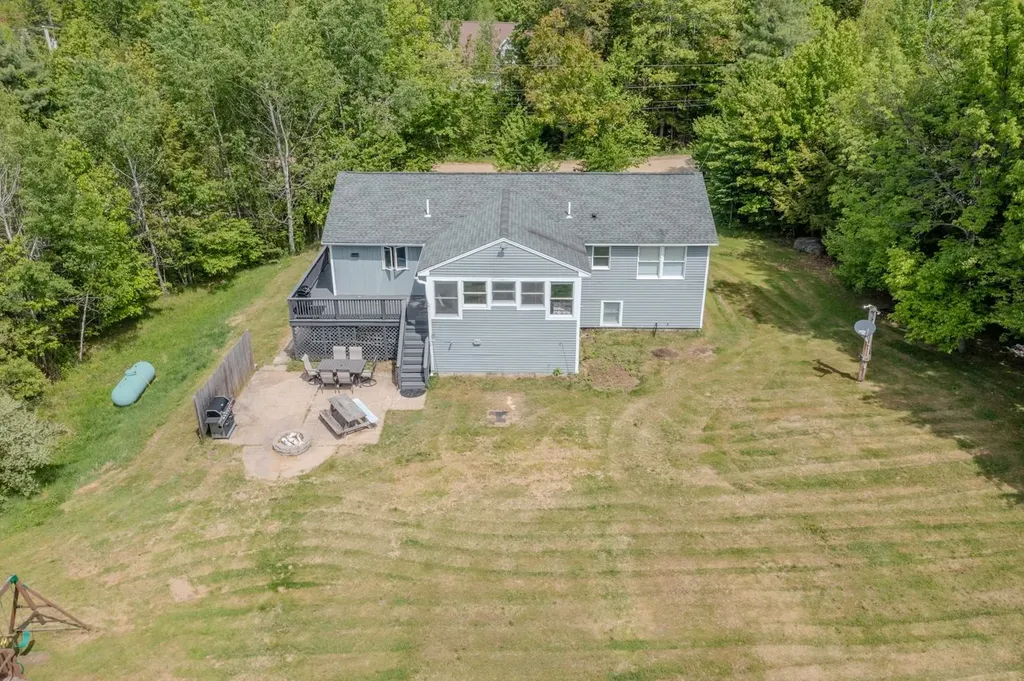 21 Nutter Circle Barnstead NH 03225