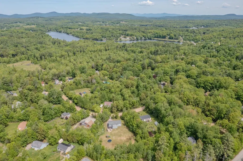21 Nutter Circle Barnstead NH 03225