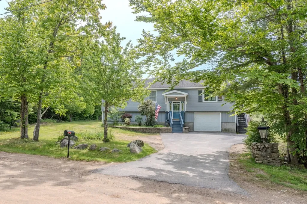 21 Nutter Circle Barnstead NH 03225