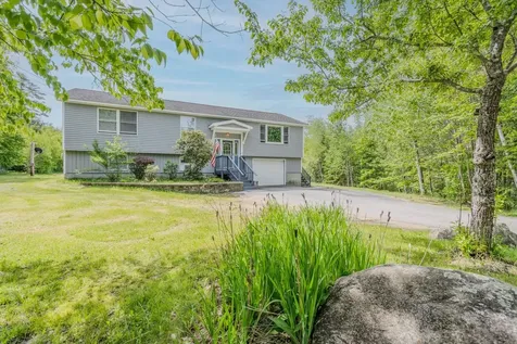 21 Nutter Circle Barnstead NH 03225