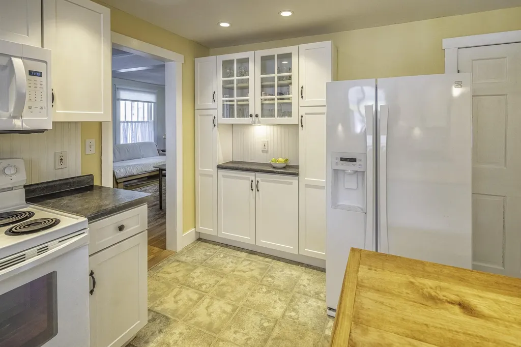 6 Chesley Street Dover NH 03820
