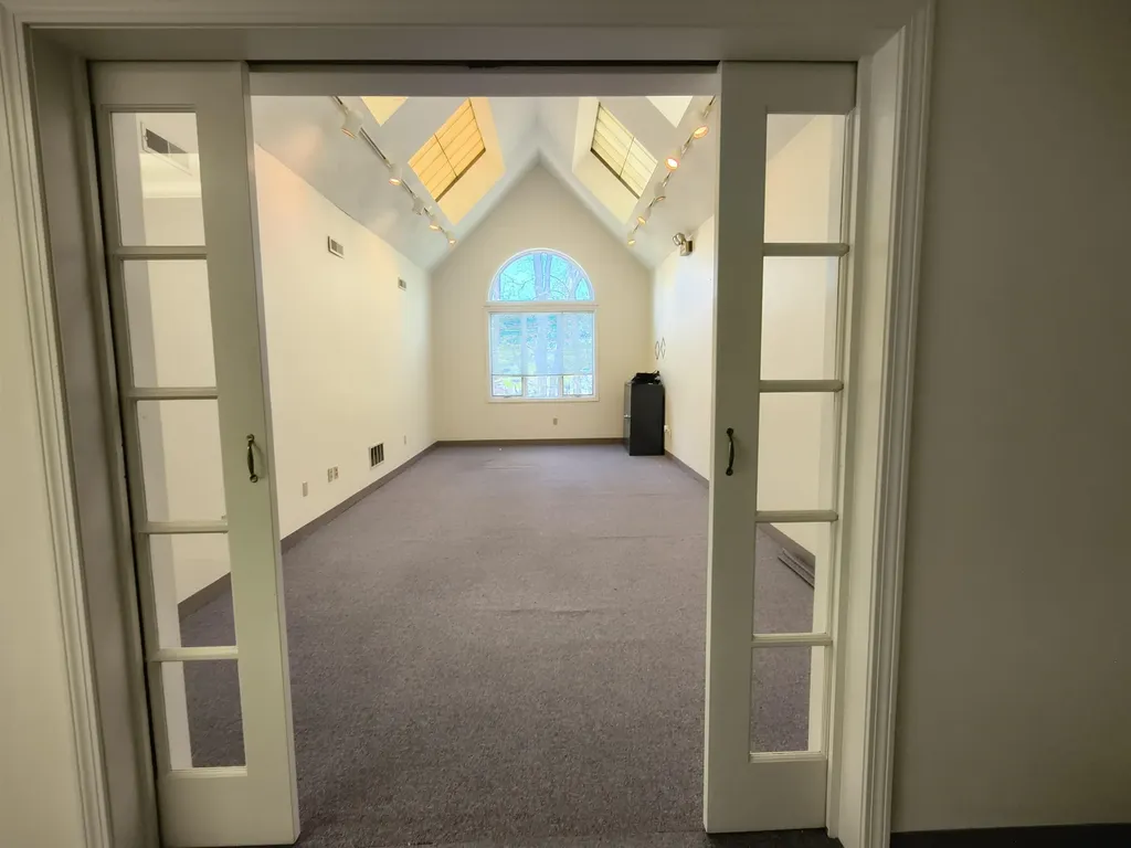 376 Union Avenue Laconia NH 03246
