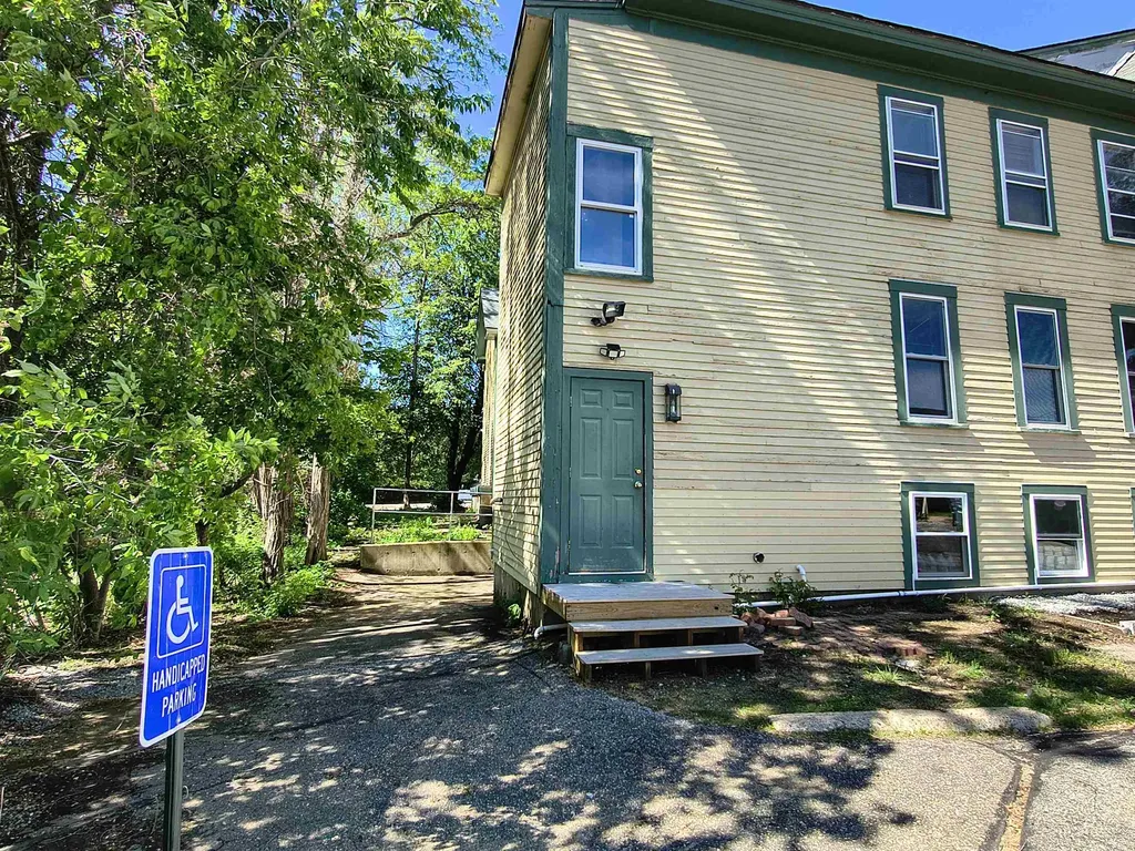 376 Union Avenue Laconia NH 03246