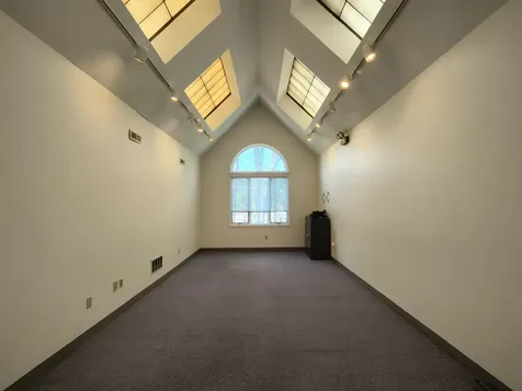 376 Union Avenue Laconia NH 03246