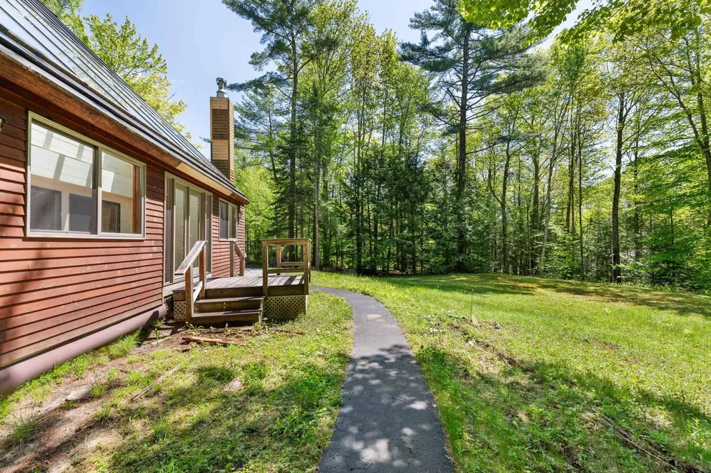 145 High Brook Road Thornton NH 03285