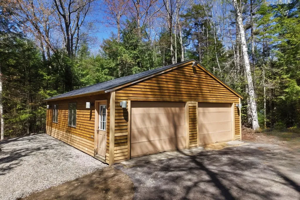 145 High Brook Road Thornton NH 03285
