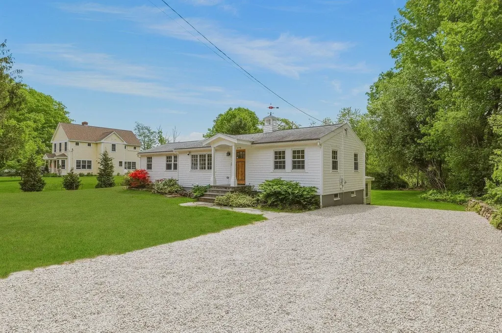 270 Brackett Road Rye NH 03870