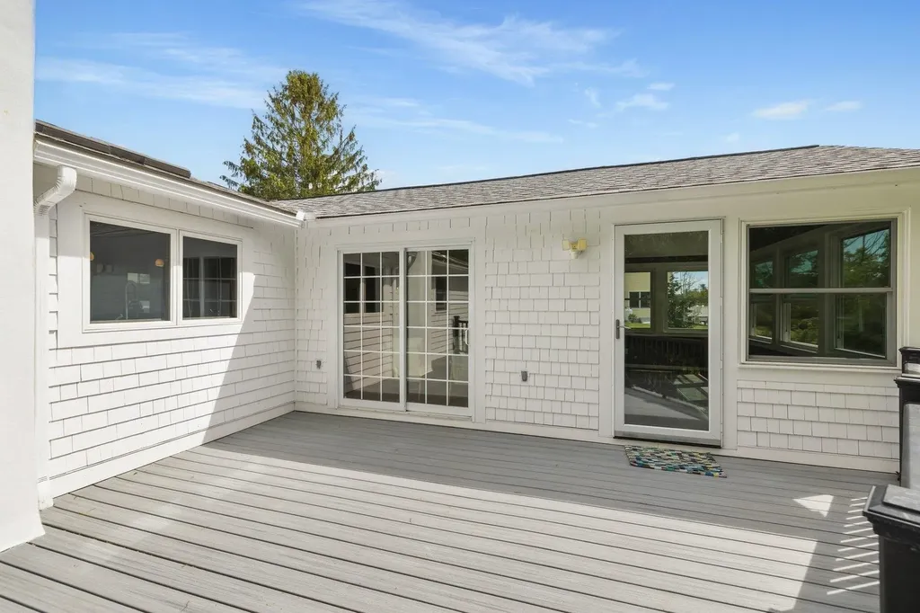 270 Brackett Road Rye NH 03870