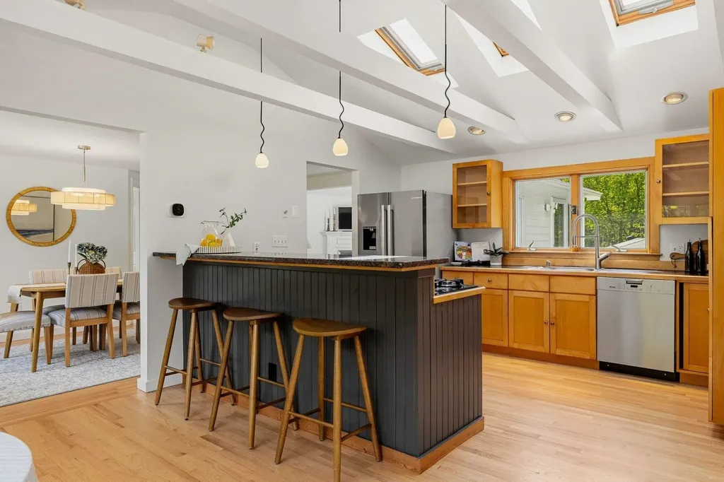 270 Brackett Road Rye NH 03870