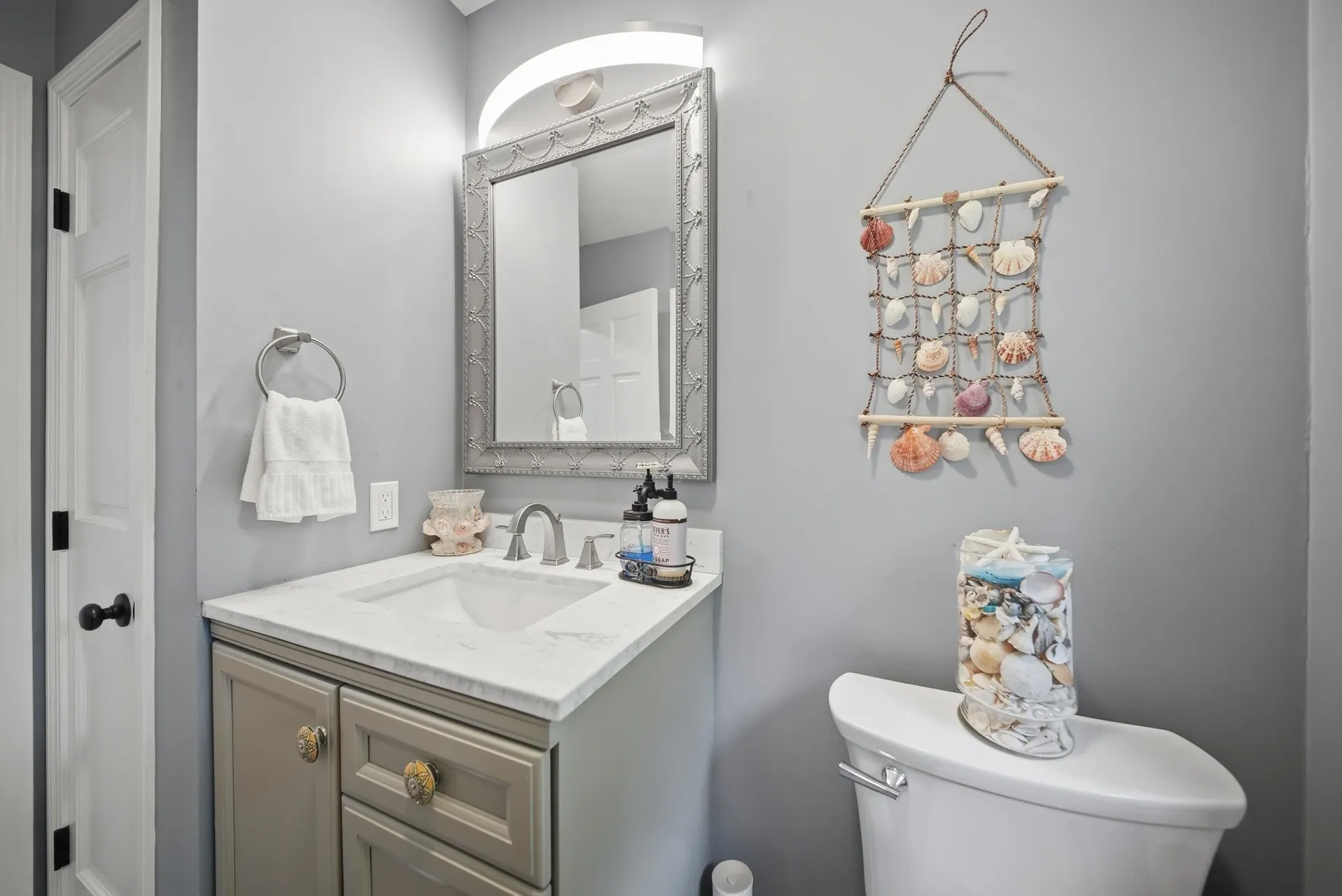 18 Stone Post Road Salem NH 03079
