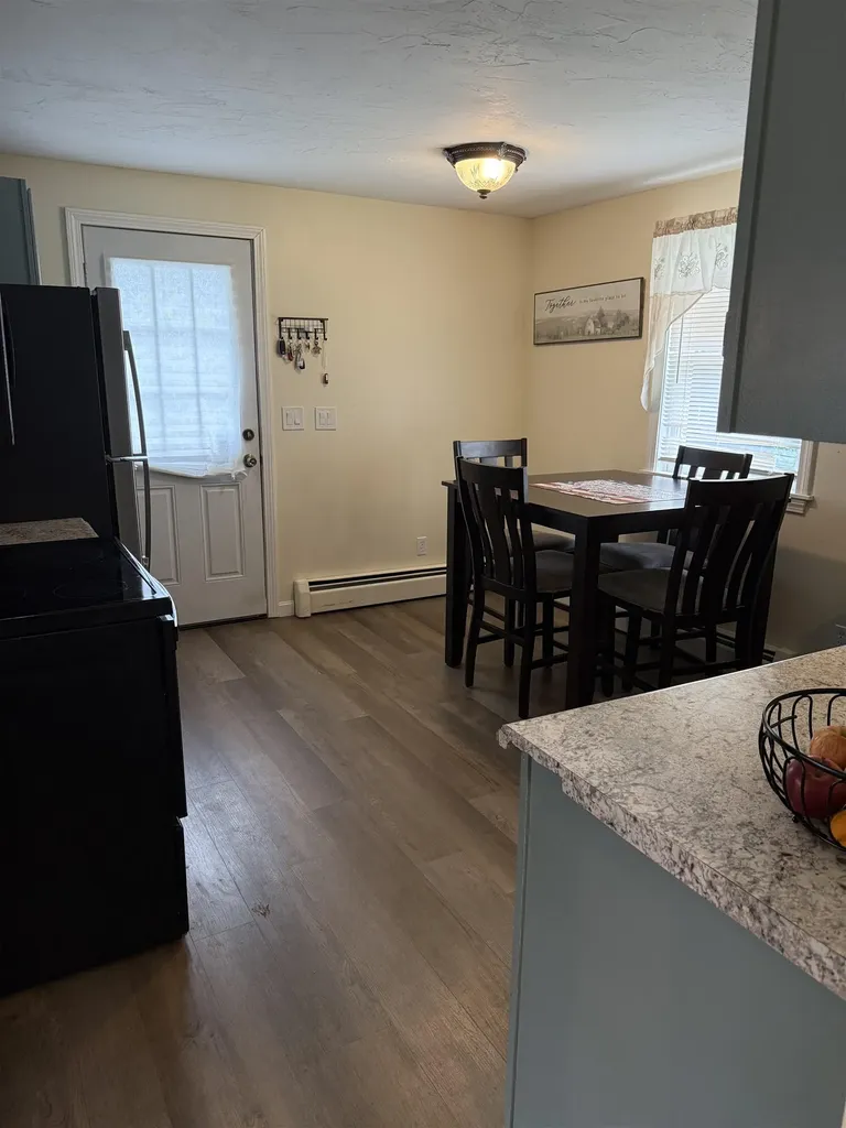 7 Willow Street Allenstown NH 03275